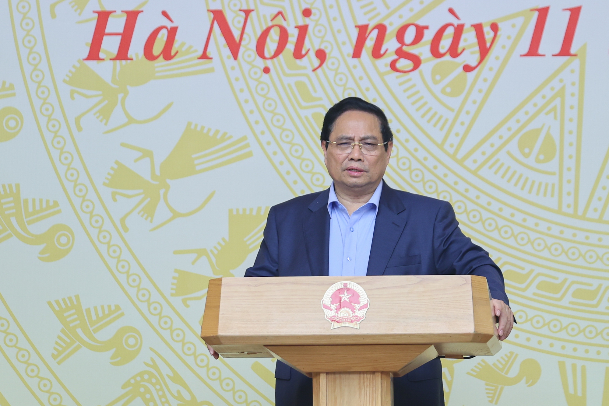 Thủ tướng: Nh&agrave; ở x&atilde; hội kh&ocirc;ng phải nằm ở nơi "khỉ ho c&ograve; g&aacute;y", đất "đầu thừa đu&ocirc;i thẹo"- Ảnh 1.