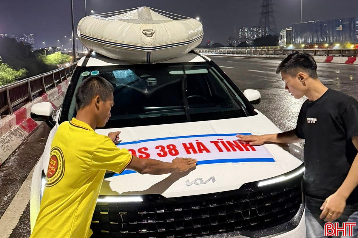 Từ v&ugrave;ng b&atilde;o H&agrave; Tĩnh, những chuyến xe nghĩa t&igrave;nh ngược ra Bắc- Ảnh 1.