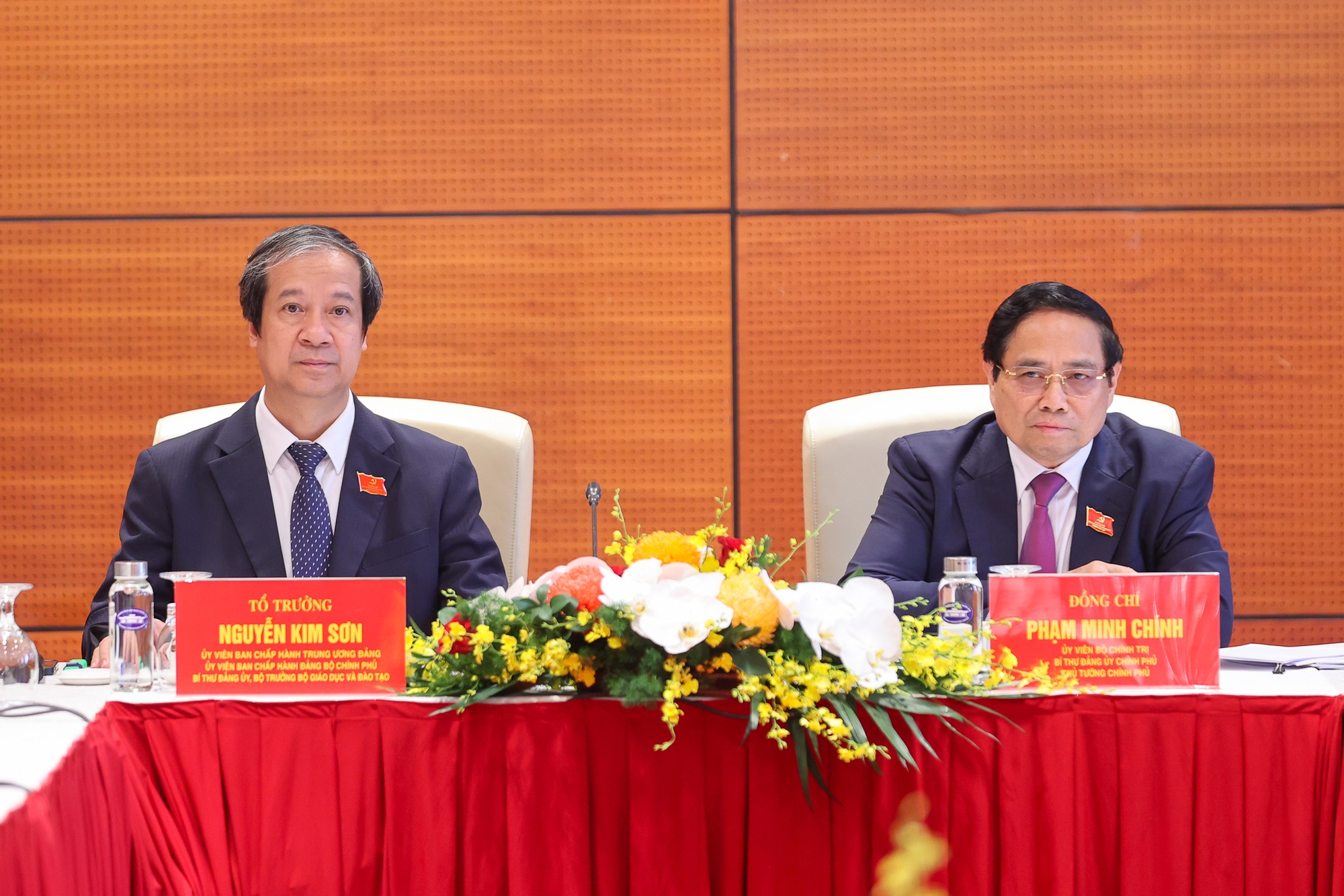 Đại hội Đảng bộ Chính phủ lần thứ I thảo luận tại tổ về các dự thảo văn kiện- Ảnh 1. Đại hội Đảng bộ Chính phủ lần thứ I thảo luận tại tổ về các dự thảo văn kiện- Ảnh 1.