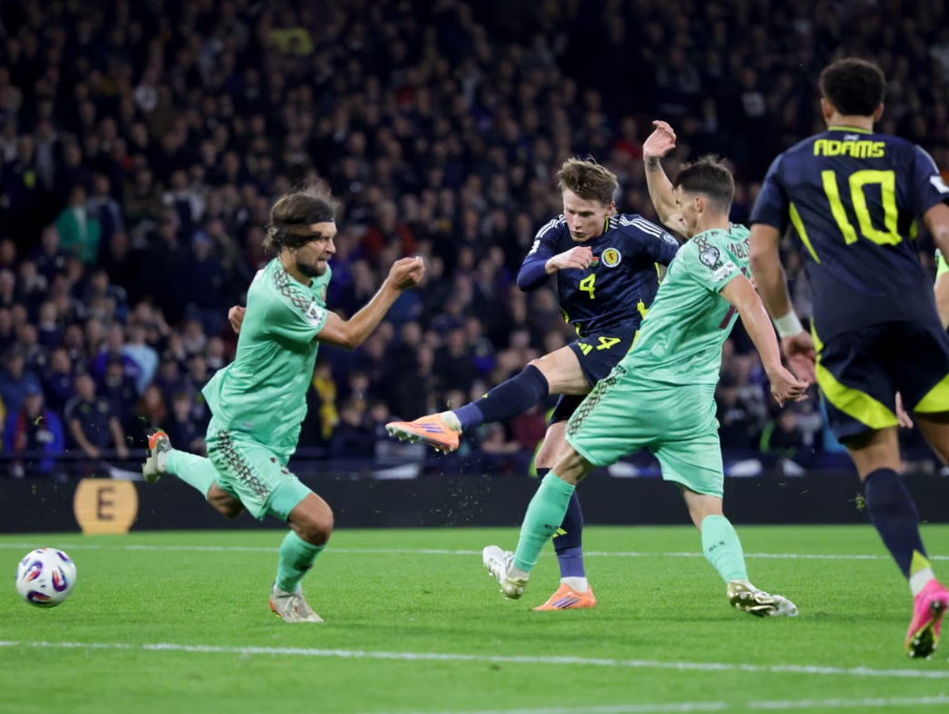 McTominay tỏa s&aacute;ng, Scotland đ&aacute;nh bại Belarus tại v&ograve;ng loại World Cup- Ảnh 1.