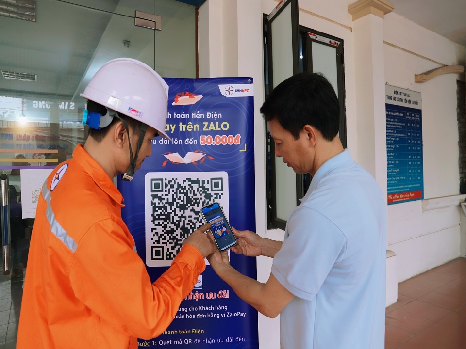 EVNNPC tăng tốc đầu tư, hiện đại h&oacute;a lưới điện- Ảnh 2.