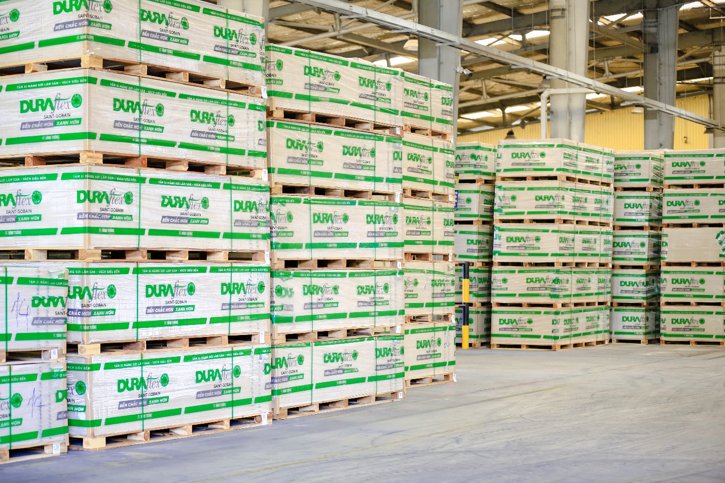 Saint-Gobain ti&ecirc;n phong sử dụng nhi&ecirc;n liệu sinh khối v&agrave;o sản xuất tấm xi măng xanh- Ảnh 3.