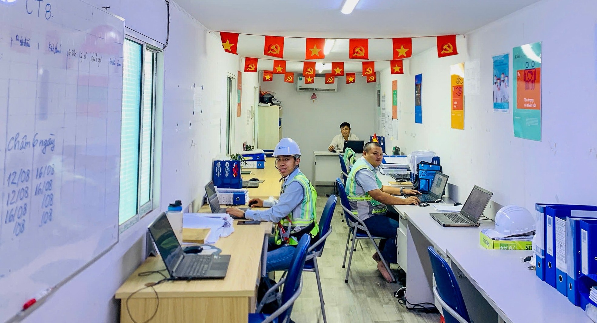 Khơi dậy kh&iacute; thế thi đua 120 ng&agrave;y nước r&uacute;t trong ng&agrave;nh X&acirc;y dựng- Ảnh 2.