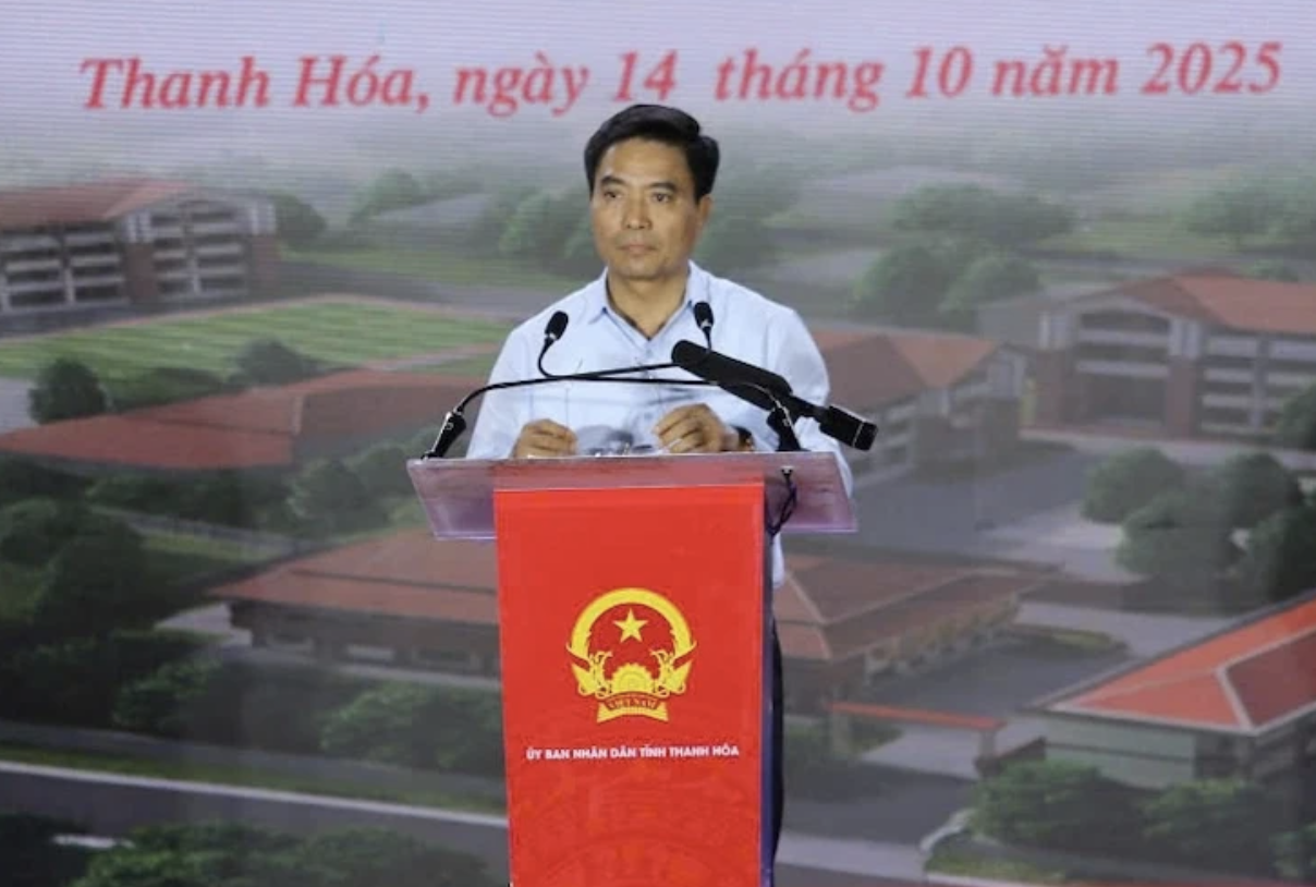 Thủ tướng Phạm Minh Chính: Thanh Hóa phải huy động nguồn lực, đảm bảo tiến độ các dự án- Ảnh 4. Thủ tướng Phạm Minh Chính: Thanh Hóa phải huy động nguồn lực, đảm bảo tiến độ các dự án- Ảnh 4.