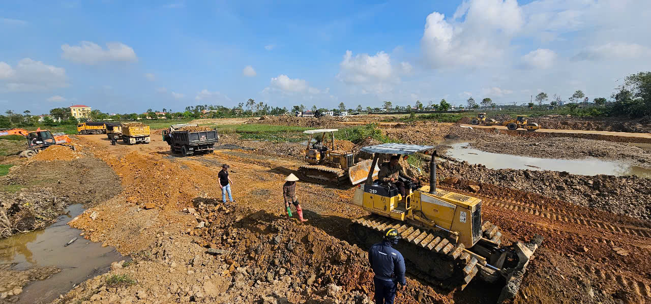 H&agrave; Tĩnh: Sớm triển khai x&acirc;y dựng c&aacute;c khu t&aacute;i định cư phục vụ dự &aacute;n đường sắt tốc độ cao- Ảnh 1.