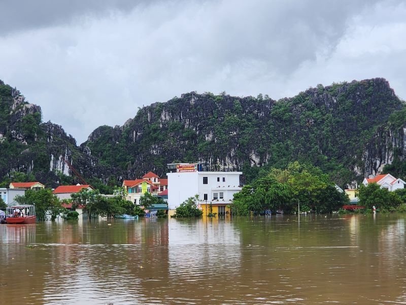 Thiệt hại nặng nề do thi&ecirc;n tai, Ninh B&igrave;nh đề xuất Trung ương hỗ trợ 1.200 tỷ đồng- Ảnh 3.