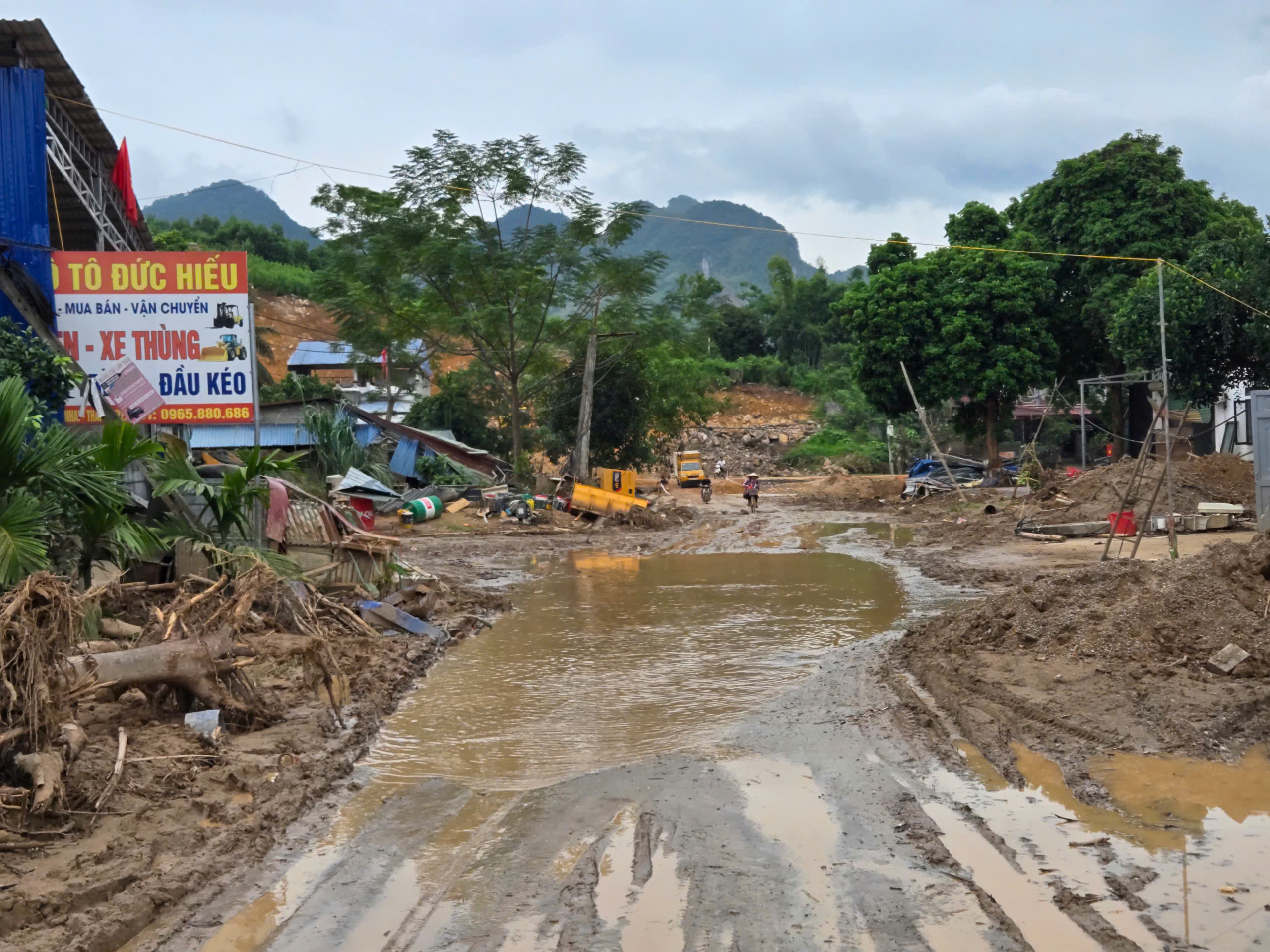 Những x&oacute;m ngh&egrave;o Th&aacute;i Nguy&ecirc;n x&aacute;c xơ sau b&atilde;o lũ, cần lắm những b&agrave;n tay l&uacute;c n&agrave;y- Ảnh 15.