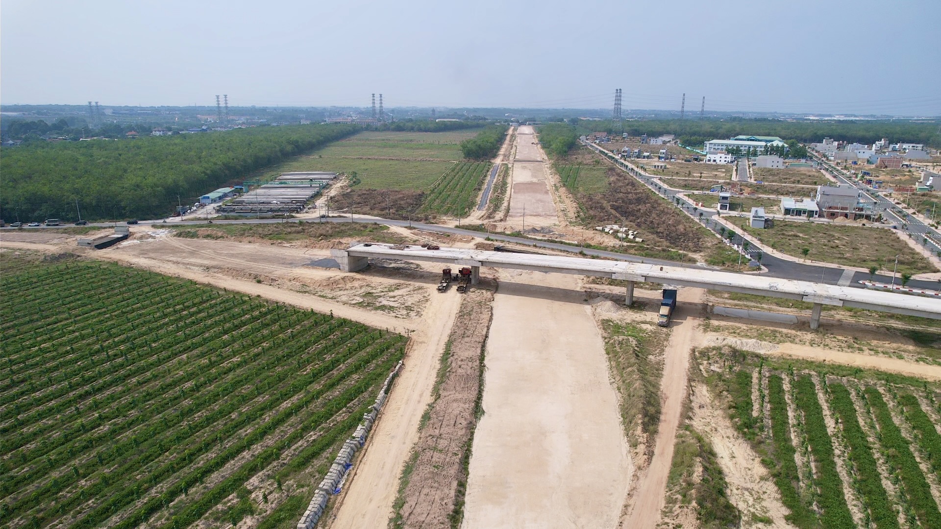 Ba nhà thầu bị nhắc nhở vì chậm tiến độ cao tốc Biên Hòa - Vũng Tàu- Ảnh 2. Ba nhà thầu bị nhắc nhở vì chậm tiến độ cao tốc Biên Hòa - Vũng Tàu- Ảnh 2.