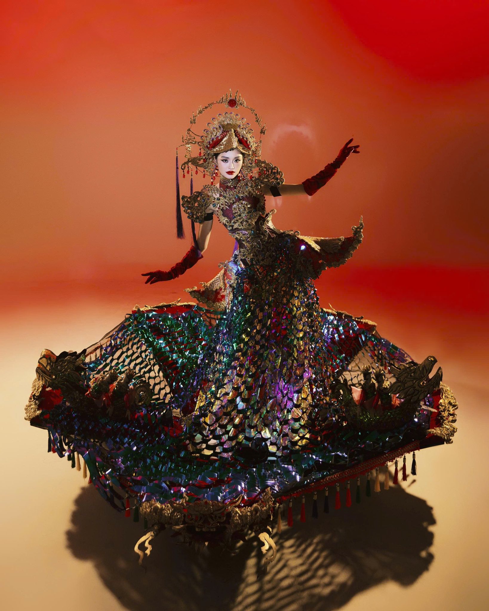 Hơn 30 triệu lượt xem Yến Nhi diễn Trang phục văn h&oacute;a d&acirc;n tộc tại Miss Grand International- Ảnh 3.