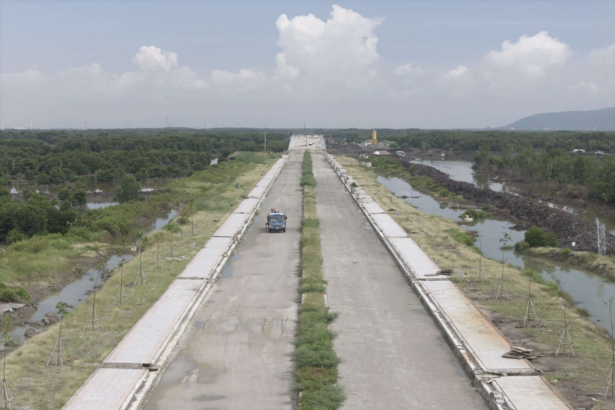 Toàn cảnh công trình đường hơn 3.000 tỷ đồng, mạch kết nối về siêu cảng Cái Mép - Thị Vải- Ảnh 8. Toàn cảnh công trình đường hơn 3.000 tỷ đồng, mạch kết nối về siêu cảng Cái Mép - Thị Vải- Ảnh 8.