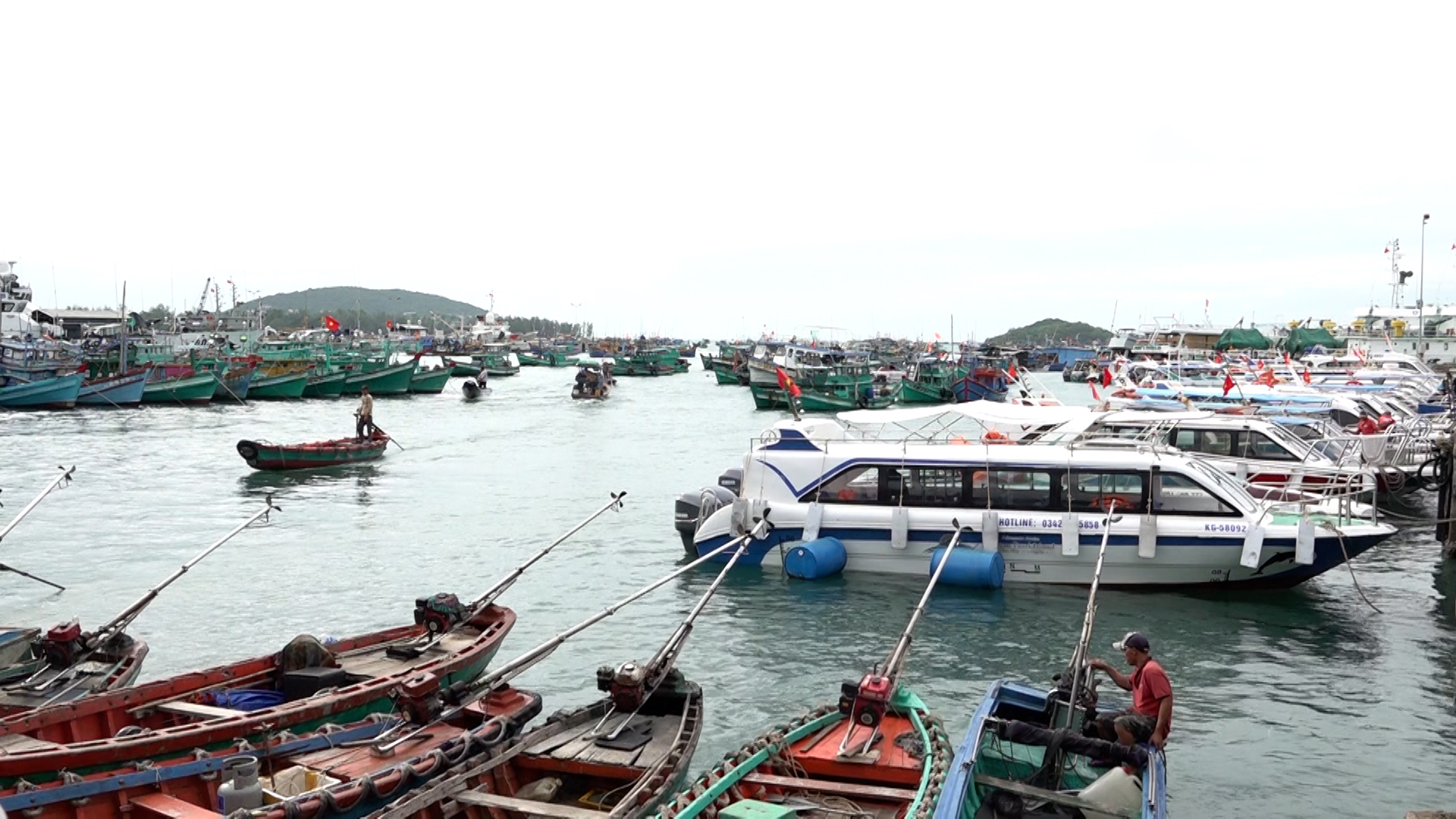 An Giang ph&ecirc; duyệt đề &aacute;n quản l&yacute; vận tải thủy phục vụ ph&aacute;t triển du lịch Ph&uacute; Quốc- Ảnh 2.