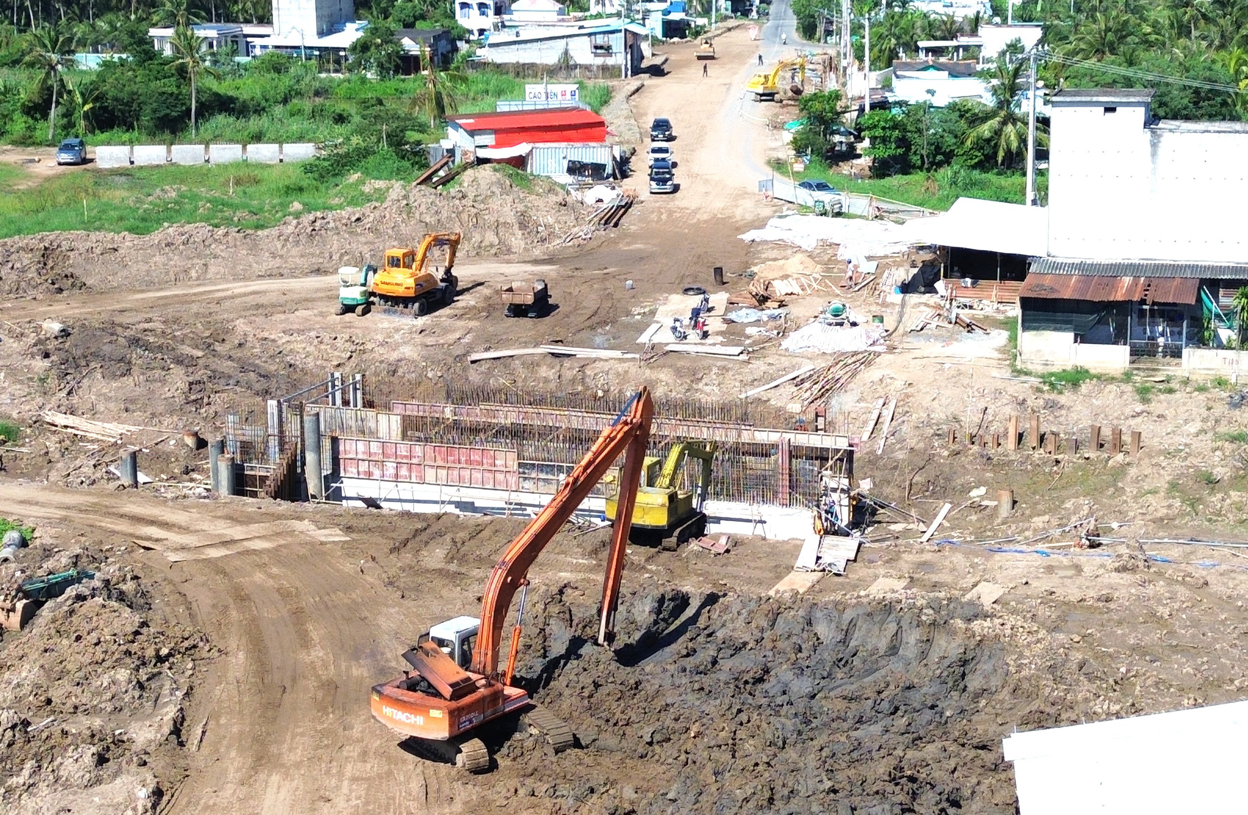 Sớm khép kín đường dọc sông Tiền hơn 2.400 tỷ đồng qua Đồng Tháp- Ảnh 4. Sớm khép kín đường dọc sông Tiền hơn 2.400 tỷ đồng qua Đồng Tháp- Ảnh 4.