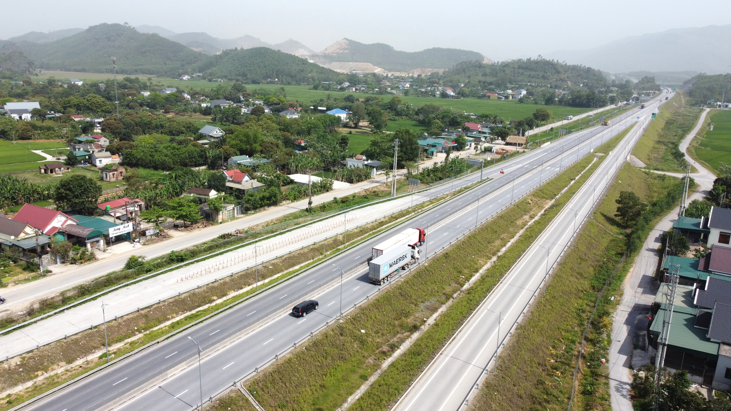 Thanh H&oacute;a bứt ph&aacute; ph&aacute;t triển hạ tầng, tạo động lực tăng trưởng kinh tế - x&atilde; hội- Ảnh 1.