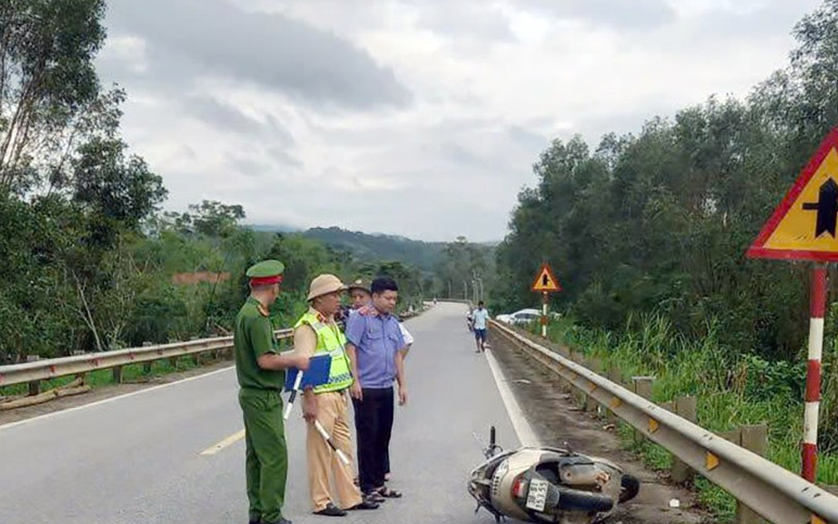 H&agrave; Tĩnh: Nam sinh lớp 11 tử vong sau tai nạn tr&ecirc;n đường Hồ Ch&iacute; Minh- Ảnh 1.