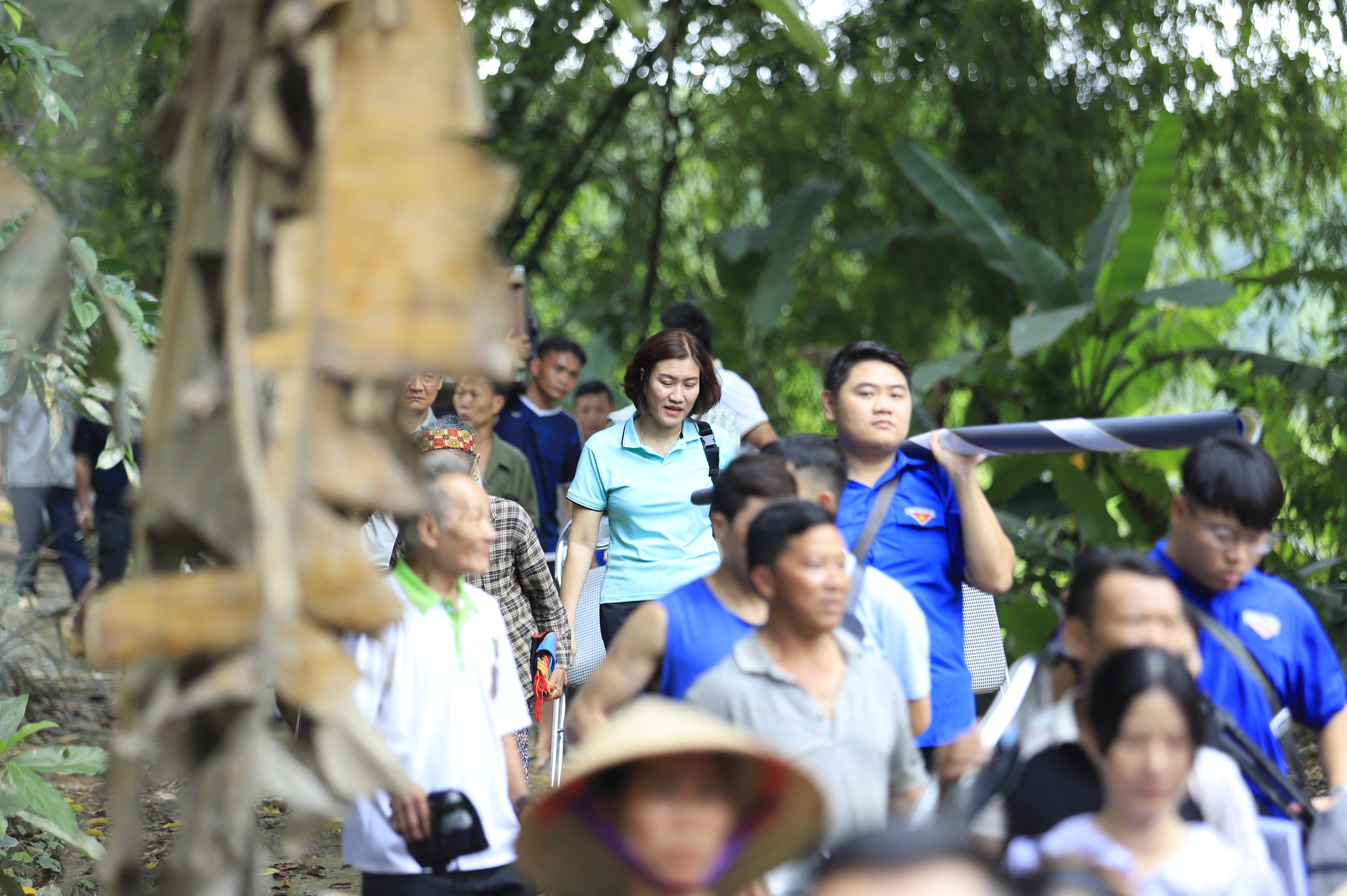 Bão lũ cuốn trôi nhà cửa, không cuốn được tình người- Ảnh 31. Bão lũ cuốn trôi nhà cửa, không cuốn được tình người- Ảnh 31.