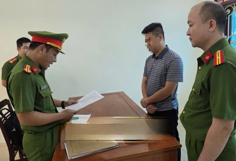 Ninh B&igrave;nh: Khởi tố c&aacute;n bộ địa ch&iacute;nh lạm dụng chức vụ chiếm đoạt t&agrave;i sản- Ảnh 1.