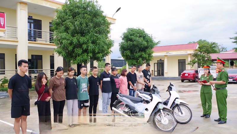 Ninh B&igrave;nh: Triệu tập 12 thanh, thiếu ni&ecirc;n điều tra h&agrave;nh vi g&acirc;y rối trật tự c&ocirc;ng cộng- Ảnh 1.