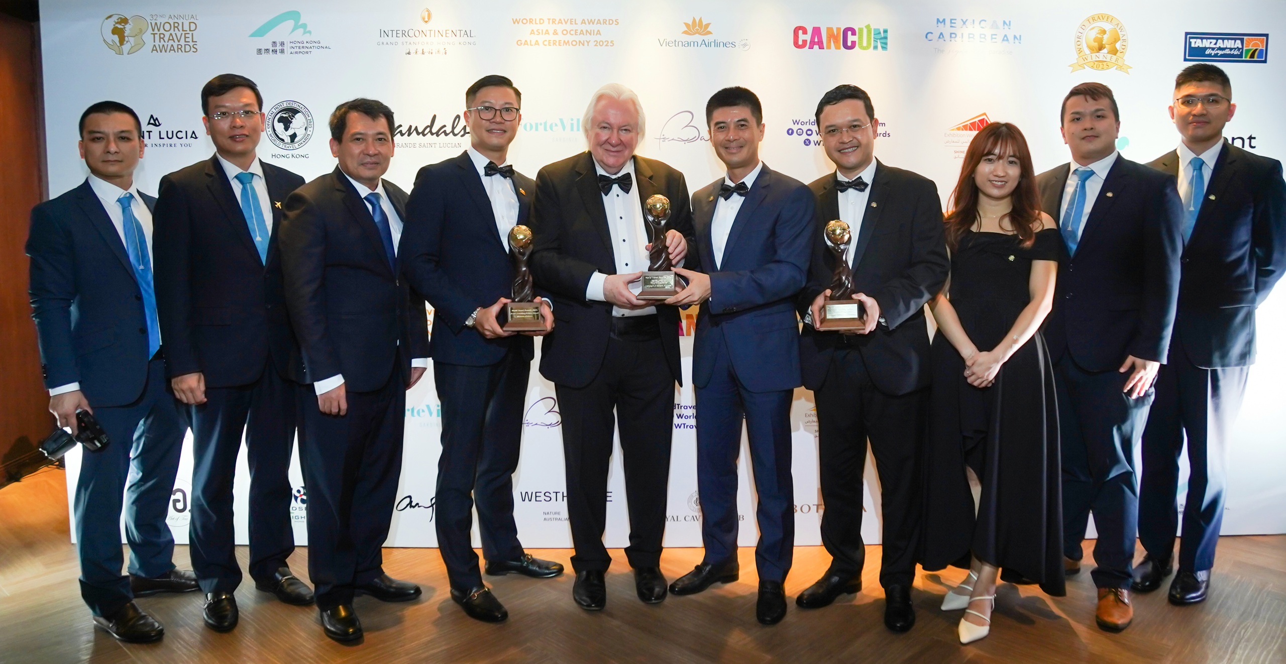 Ba giải thưởng danh giá của Vietnam Airlines tại World Travel Awards châu Á 2025- Ảnh 1. Ba giải thưởng danh giá của Vietnam Airlines tại World Travel Awards châu Á 2025- Ảnh 1.