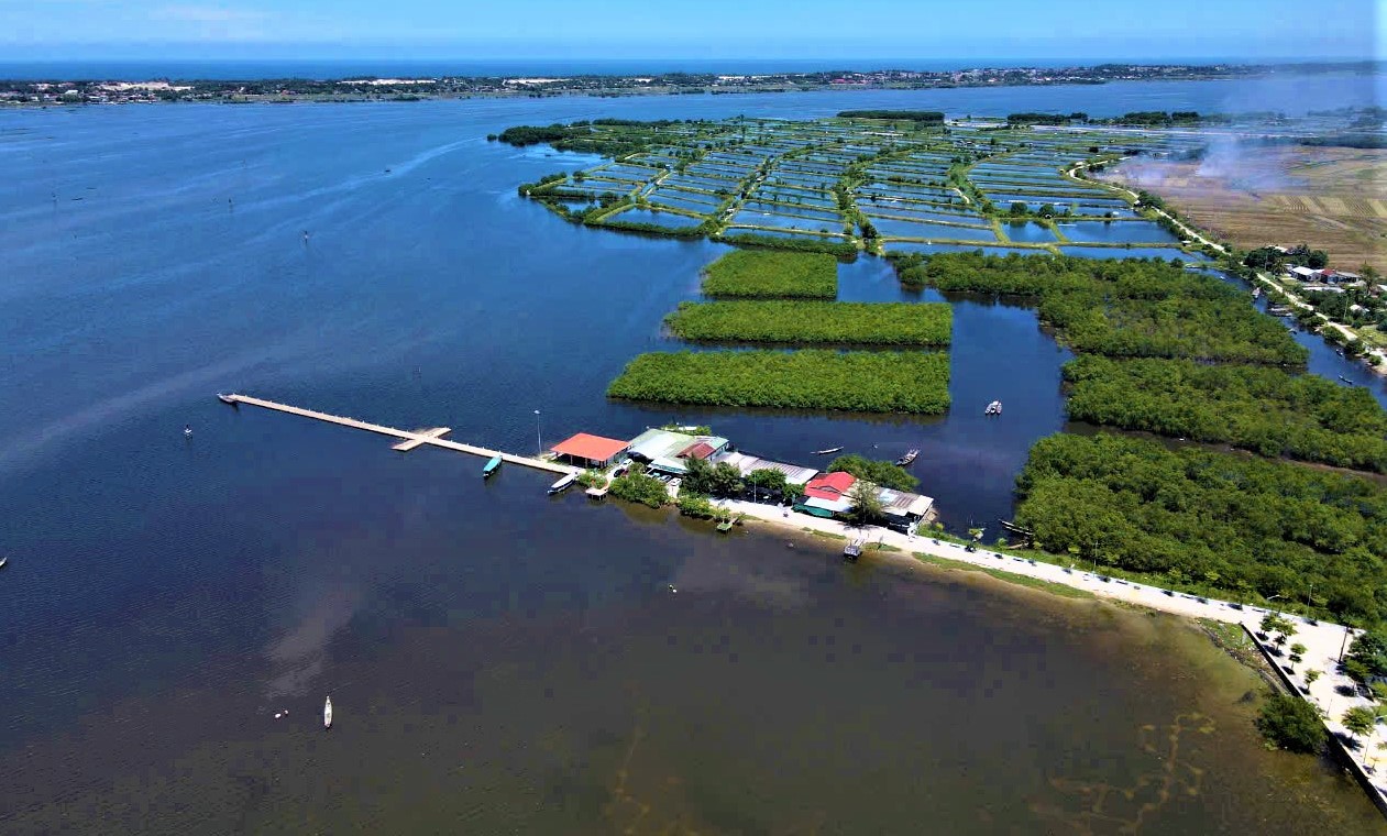 Huế: N&acirc;ng cao &yacute; thức cho người đi đ&ograve;, th&ocirc;ng tư về phao cứu sinh đem lại b&igrave;nh y&ecirc;n s&ocirc;ng nước- Ảnh 1.