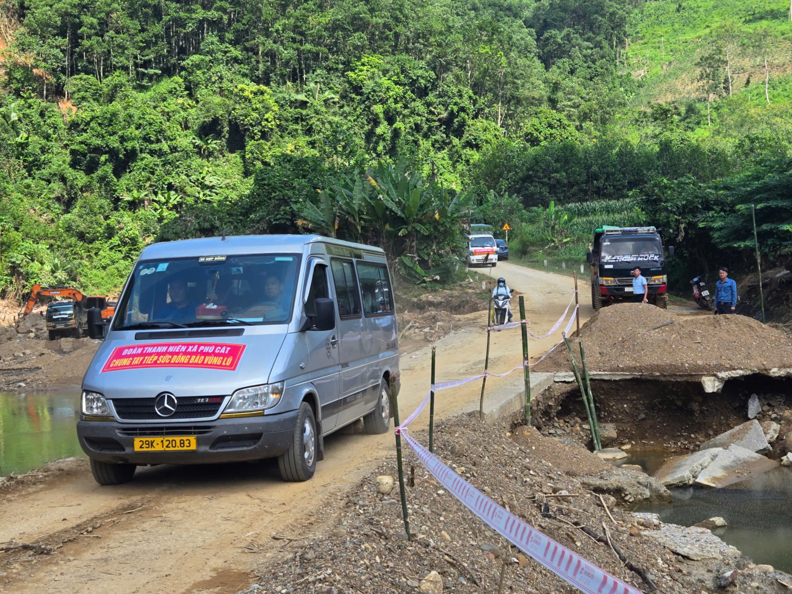 Th&aacute;i Nguy&ecirc;n: 48 giờ nối th&ocirc;ng tỉnh lộ 271 sau lũ dữ- Ảnh 6.