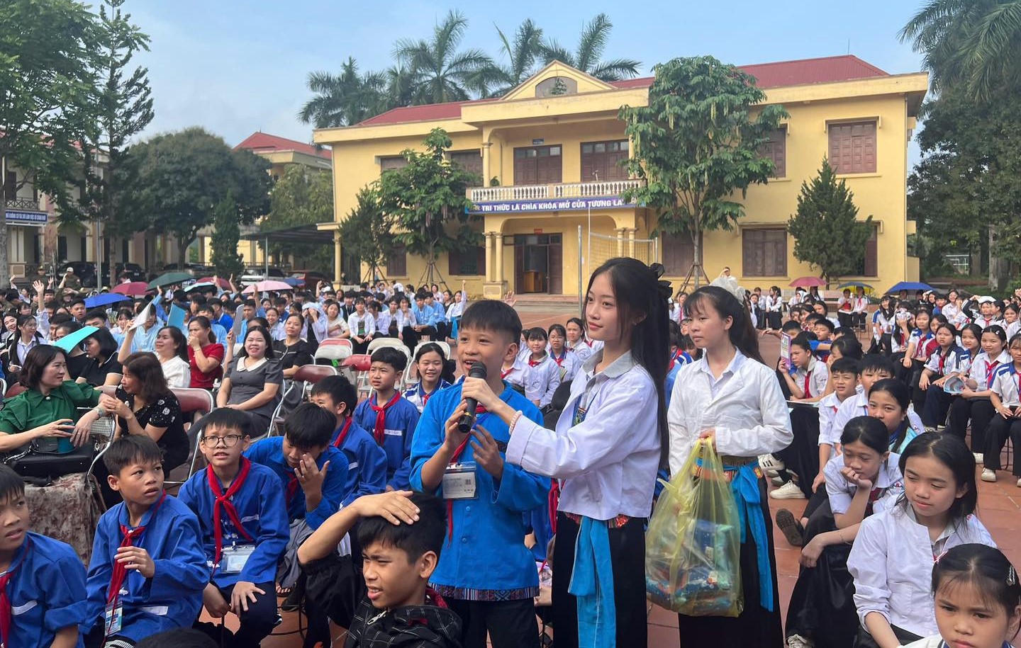 H&agrave; Nội hỗ trợ hơn 115 tấn gạo cho học sinh d&acirc;n tộc nội tr&uacute;- Ảnh 1.