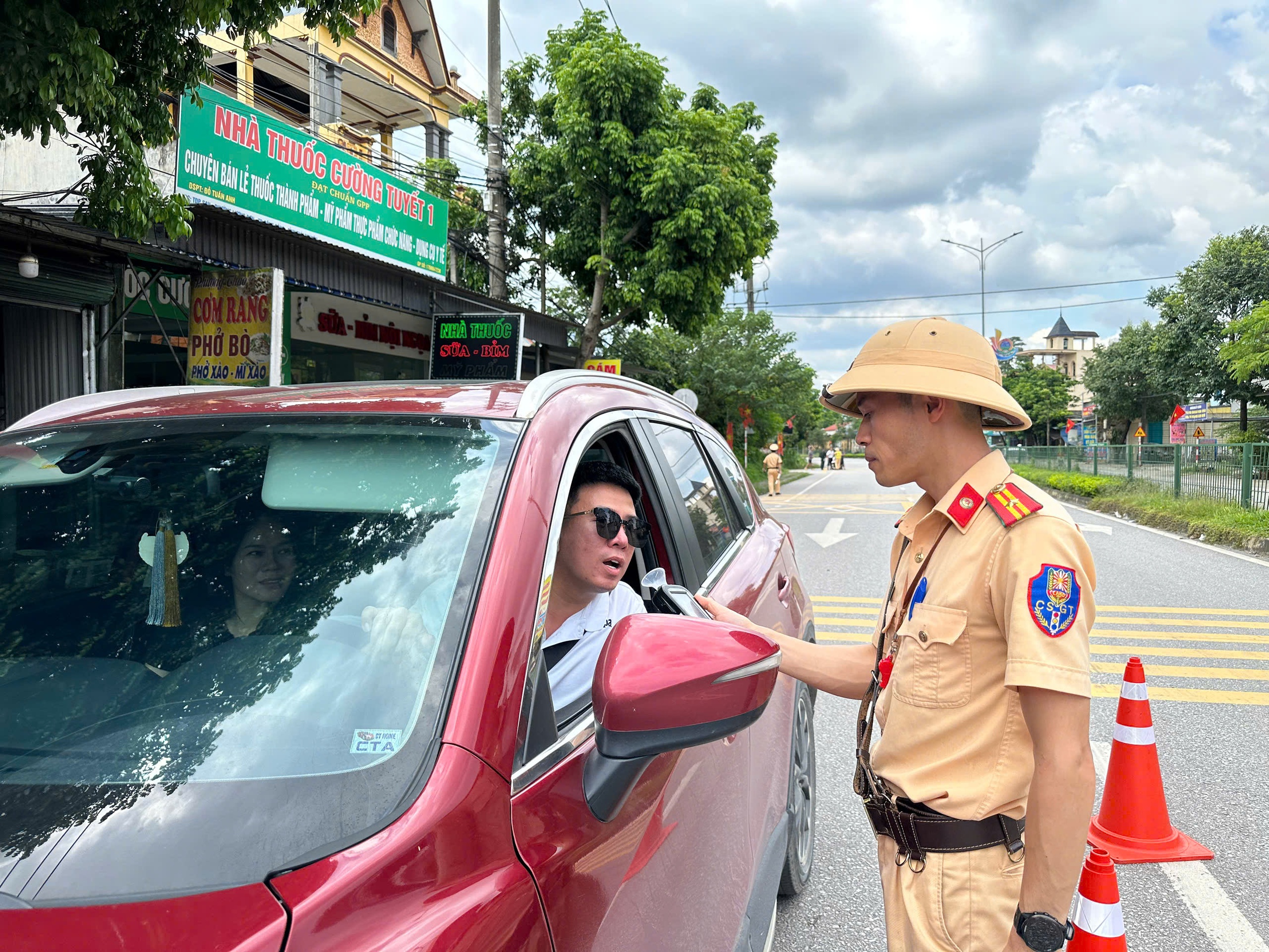 Th&aacute;i Nguy&ecirc;n: H&agrave;ng ngh&igrave;n t&agrave;i xế bị trừ điểm bằng l&aacute;i theo Nghị định 168- Ảnh 4.