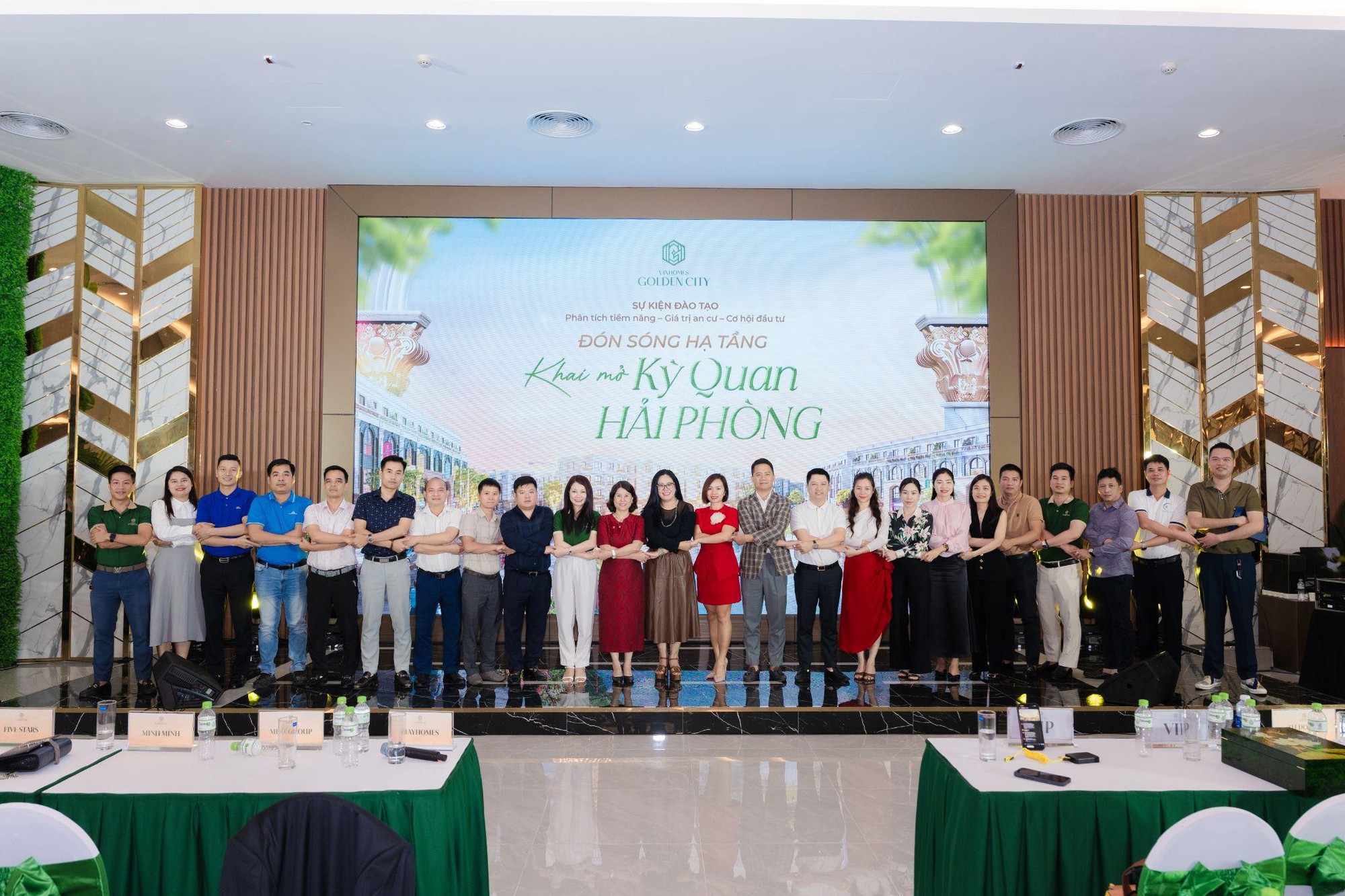 VHS Group đồng h&agrave;nh c&ugrave;ng Vinhomes khai mở kỳ quan Hải Ph&ograve;ng- Ảnh 3.