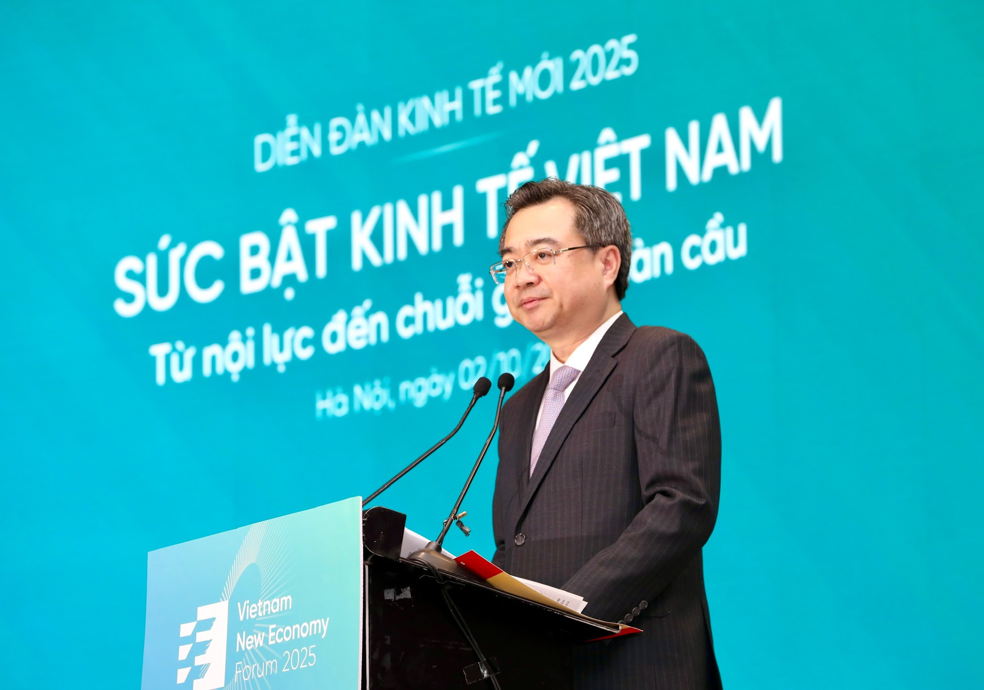 Vinh danh 80 doanh nghiệp tiêu biểu trên nhiều lĩnh vực- Ảnh 2. Vinh danh 80 doanh nghiệp tiêu biểu trên nhiều lĩnh vực- Ảnh 2.