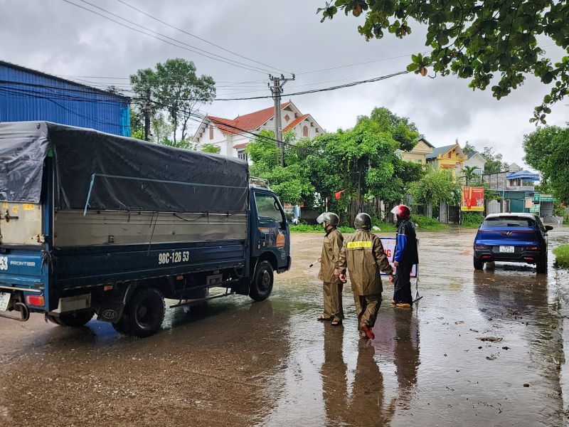Ninh B&igrave;nh: Chủ động triển khai Th&ocirc;ng tư 40 trong ph&ograve;ng, chống thi&ecirc;n tai lĩnh vực đường bộ- Ảnh 1.