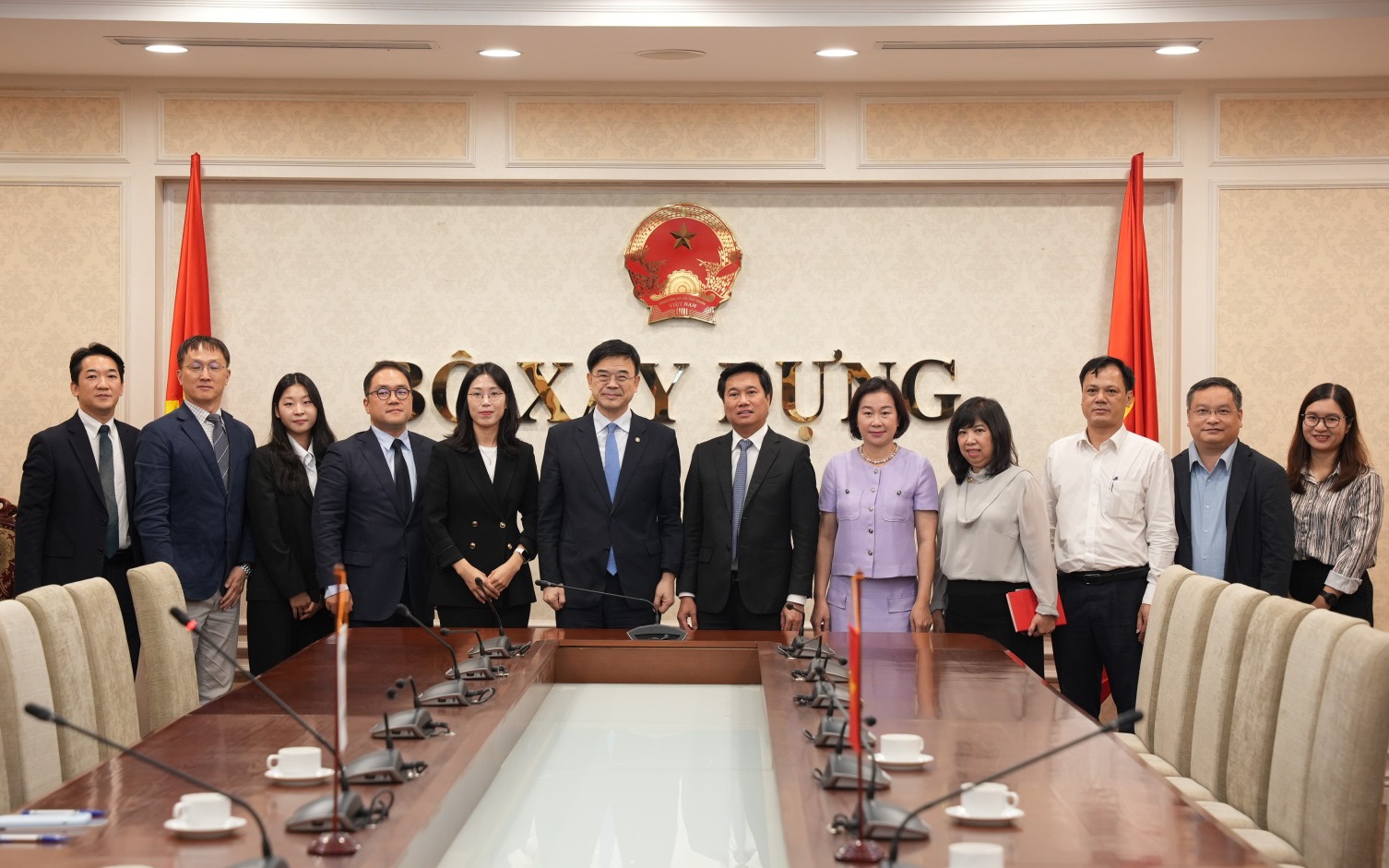 Việt Nam v&agrave; H&agrave;n Quốc tăng cường hợp t&aacute;c trong lĩnh vực x&acirc;y dựng