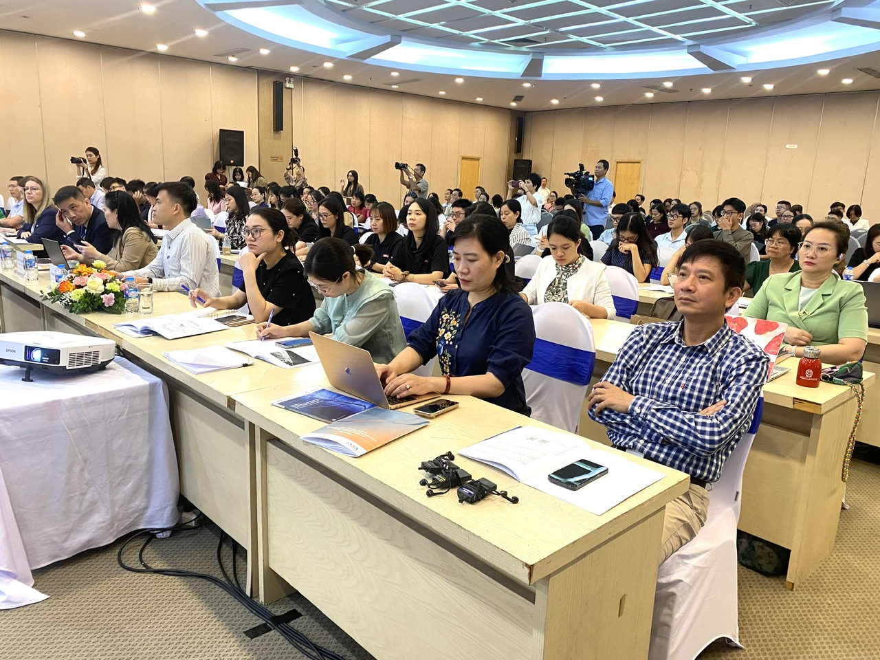 Gần 60% doanh nghiệp xuất khẩu sang EU chưa nghe tới quy định về thẩm định chuỗi cung ứng- Ảnh 1.