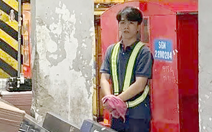 Bắt giữ nhân viên hàng không trộm 50 triệu đồng trong hành lý ký gửi- Ảnh 1. Bắt giữ nhân viên hàng không trộm 50 triệu đồng trong hành lý ký gửi- Ảnh 1.