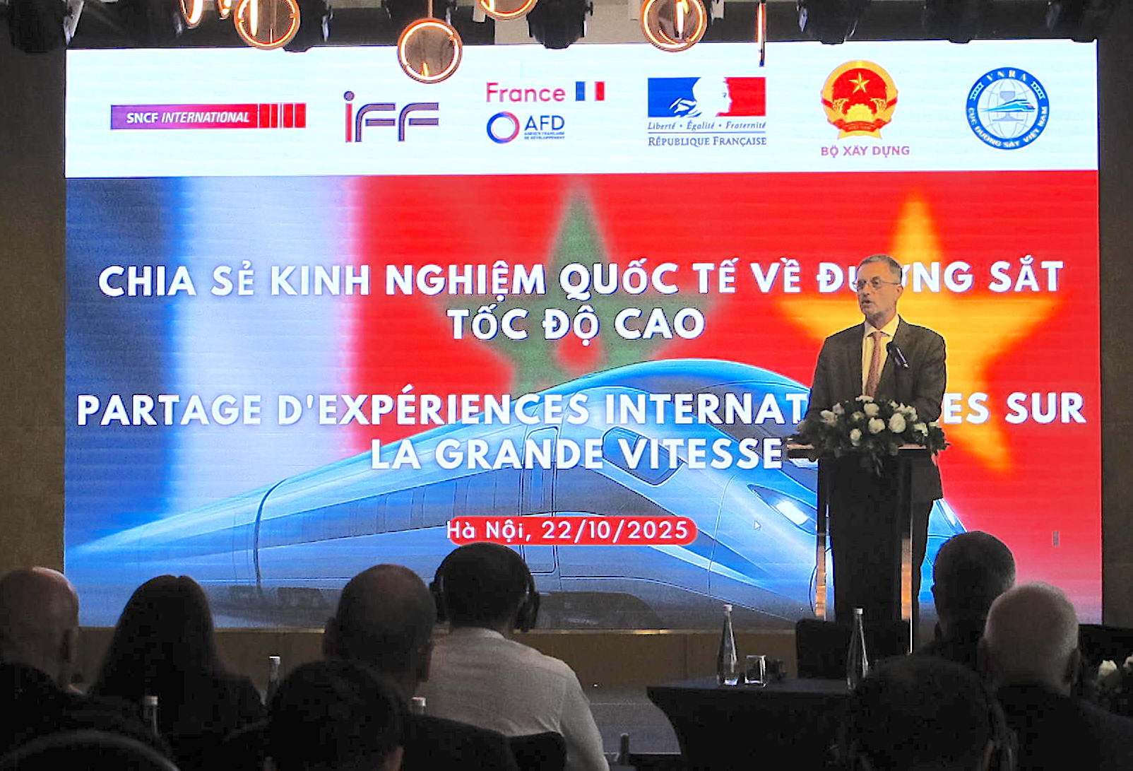 Ph&aacute;p chia sẻ kinh nghiệm ph&aacute;t triển đường sắt tốc độ cao- Ảnh 1.