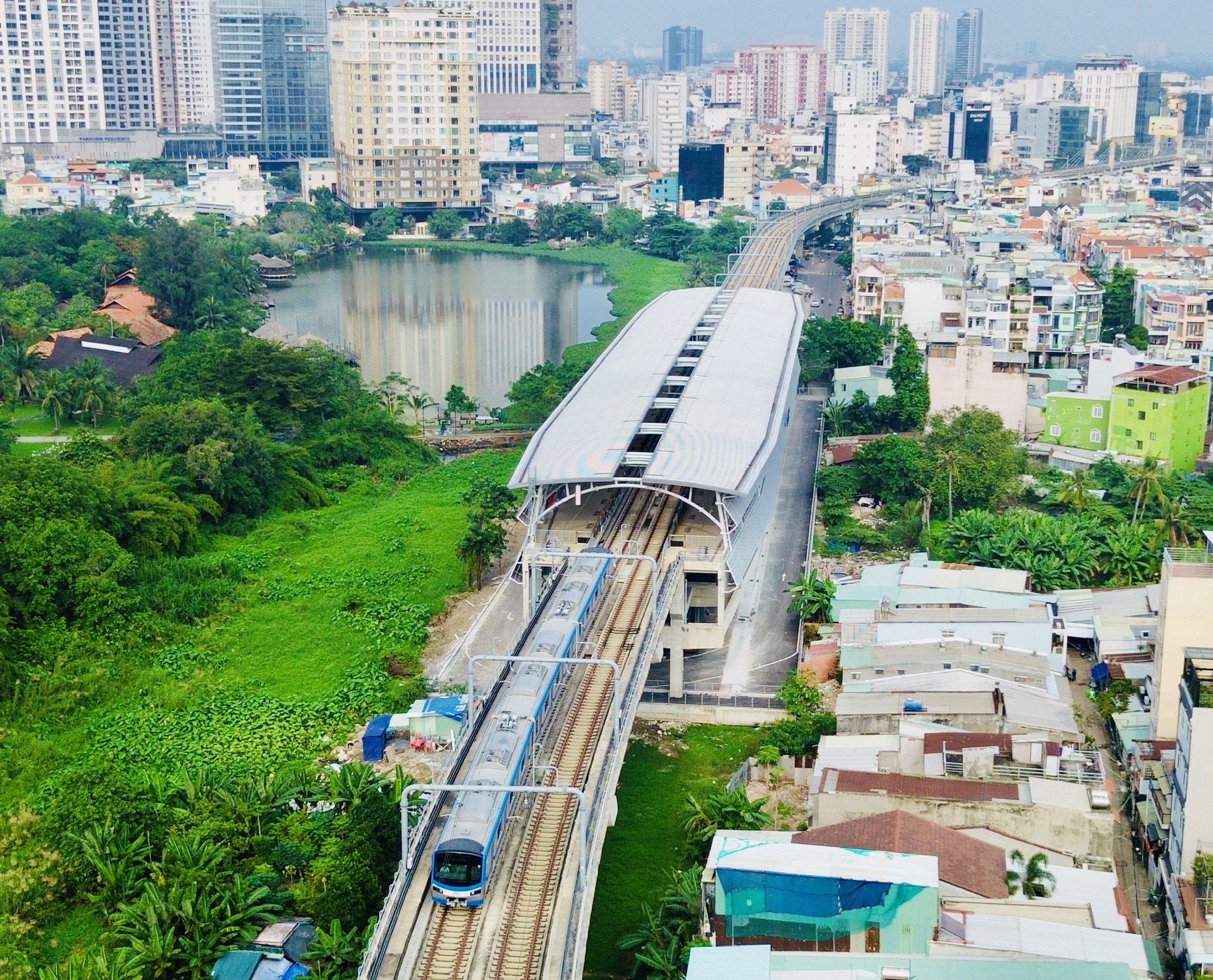 TP.HCM - Đồng Nai dồn lực khởi động loạt dự &aacute;n đường sắt xuy&ecirc;n v&ugrave;ng- Ảnh 1.