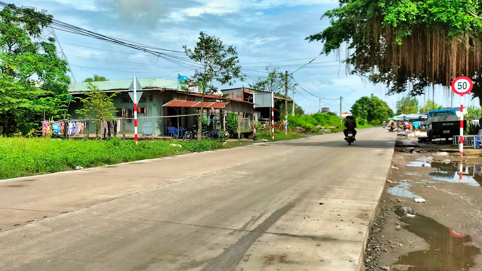 Khắc phục xong đoạn ngập nước tr&ecirc;n đường tỉnh 978 qua C&agrave; Mau- Ảnh 2.