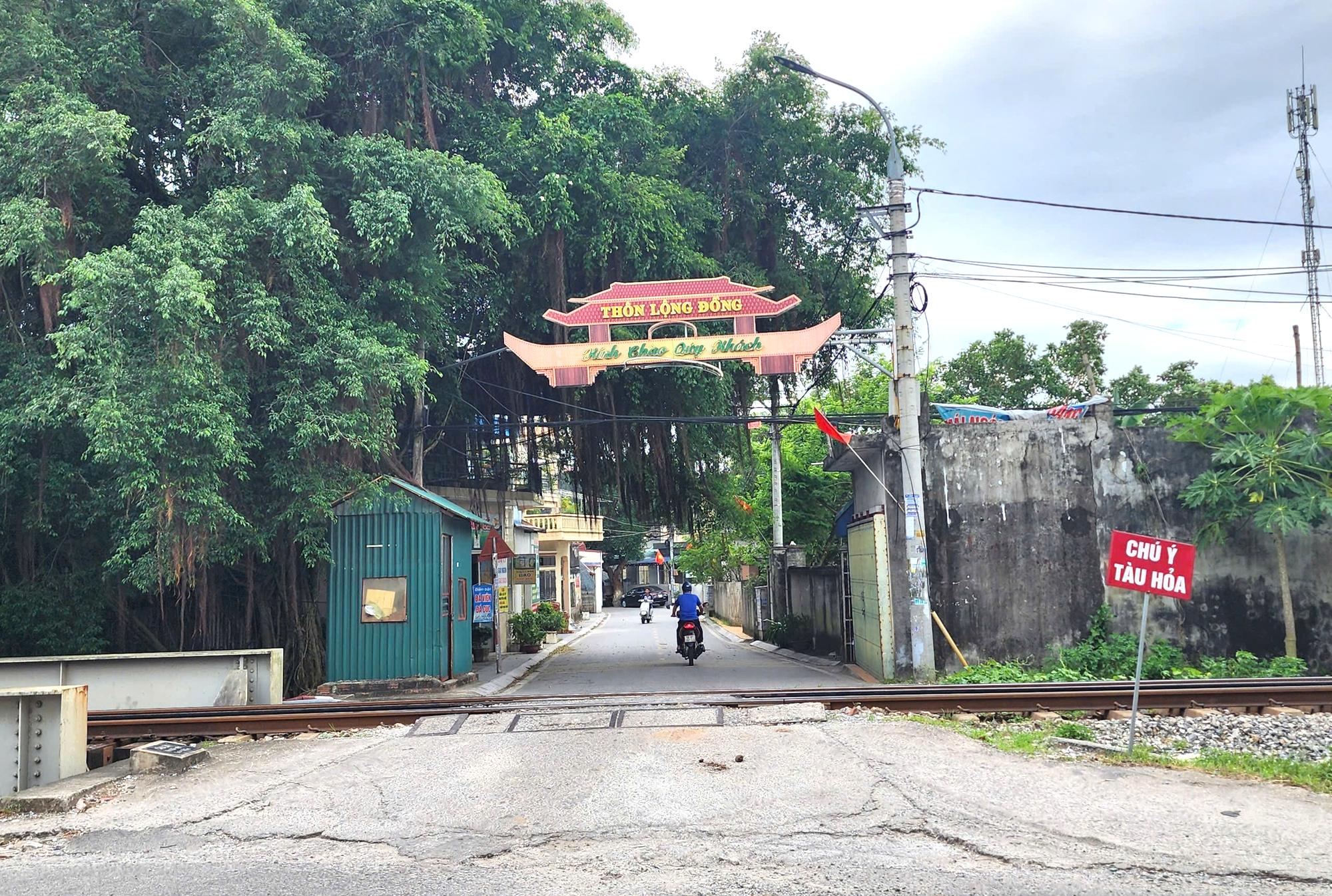 Ninh B&igrave;nh triển khai Nghị định 15/2025/NĐ-CP về quản l&yacute; t&agrave;i sản đường sắt- Ảnh 2.