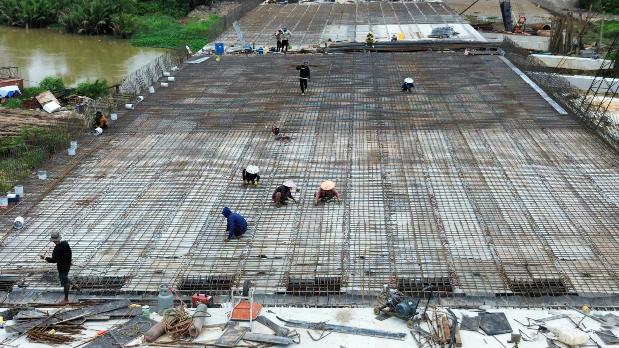 Gần 15km cầu cạn Vành đai 3 sắp liền mạch, vươn mình giữa khu Đông TP.HCM- Ảnh 5. Gần 15km cầu cạn Vành đai 3 sắp liền mạch, vươn mình giữa khu Đông TP.HCM- Ảnh 5.