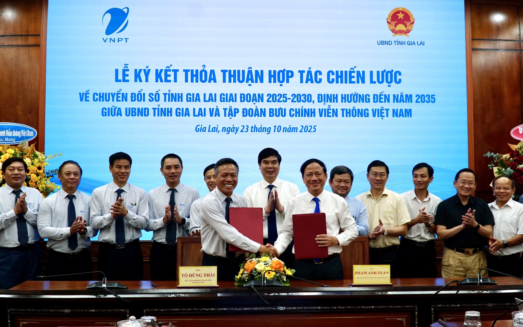 Gia Lai tìm vị trí xứng tầm cho Khu trung tâm hành chính tương lai- Ảnh 3. Gia Lai thúc đẩy mạnh mẽ chính quyền số, kinh tế số và xã hội số
