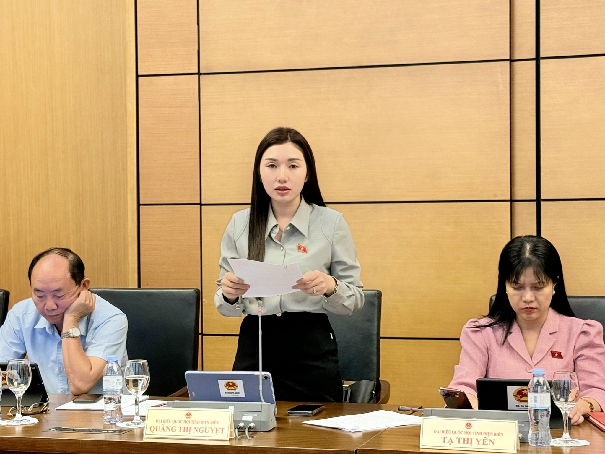 Đề nghị quy định r&otilde; đối tượng được ưu ti&ecirc;n mua nh&agrave; ở x&atilde; hội trong Luật D&acirc;n số- Ảnh 1.