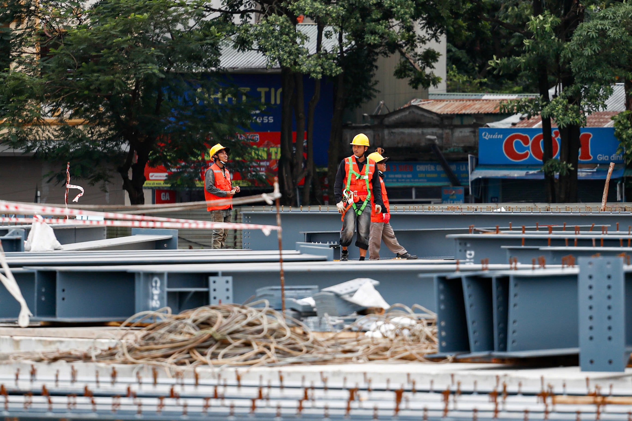 Cận cảnh bến xe 120 tỷ đồng hiện đại bậc nhất H&agrave; Nội sau nửa năm thi c&ocirc;ng- Ảnh 6.