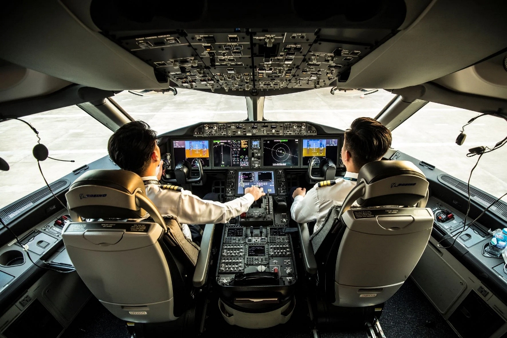 Siết kỷ luật, tăng cường tr&aacute;ch nhiệm để bảo đảm an to&agrave;n bay- Ảnh 1.