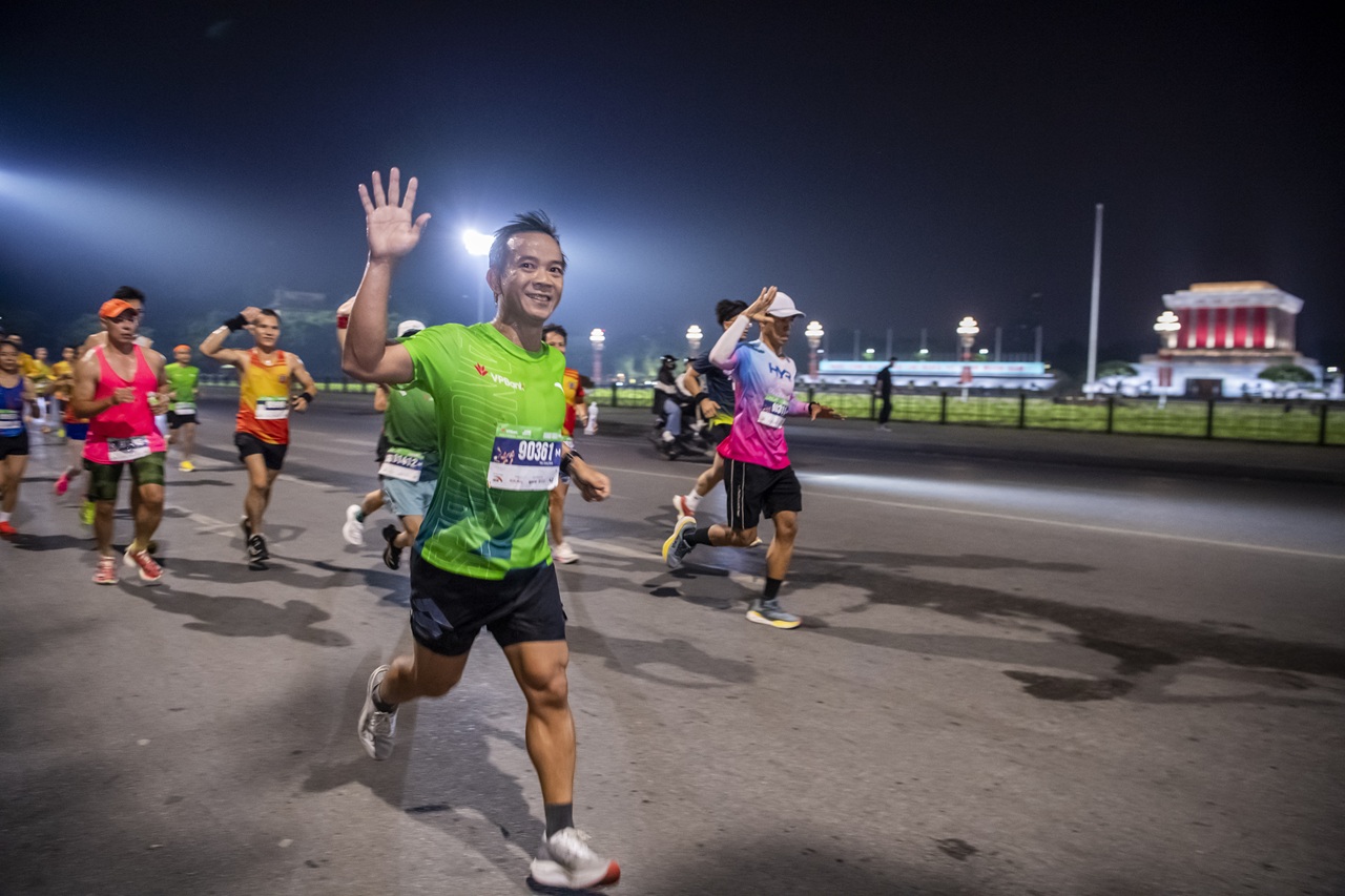 VPBank Hanoi International Marathon 2025, cung đường chạy đậm chất thu H&agrave; Nội- Ảnh 5.