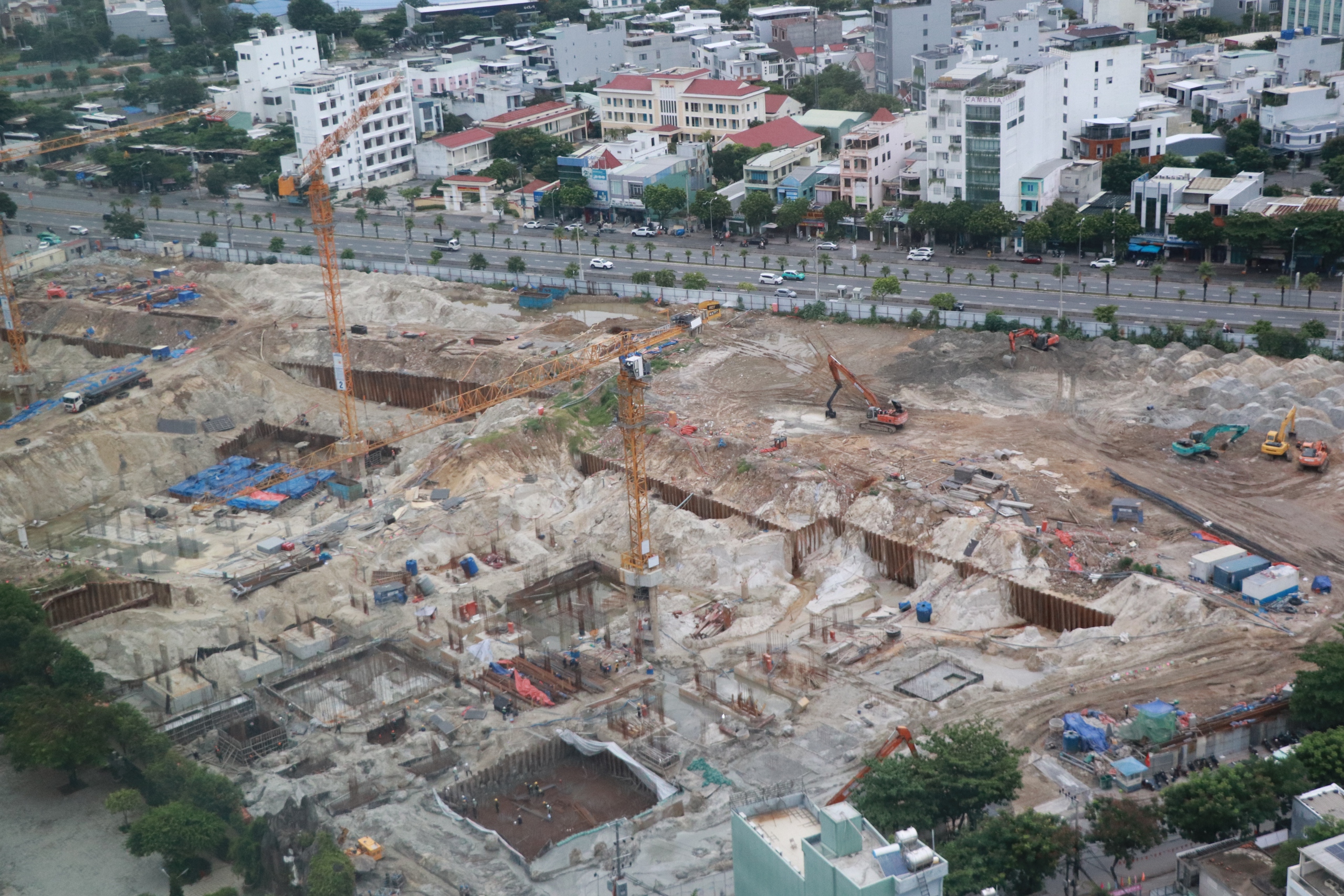 Đ&agrave; Nẵng: R&agrave; so&aacute;t an to&agrave;n c&ocirc;ng tr&igrave;nh sau sự cố g&atilde;y cần cẩu l&agrave;m một người tử vong- Ảnh 2.