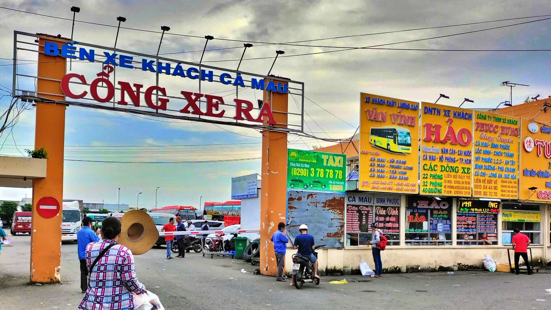 H&agrave;nh kh&aacute;ch qua Bến xe C&agrave; Mau tăng cao, doanh thu gần 18 tỷ đồng
- Ảnh 1.