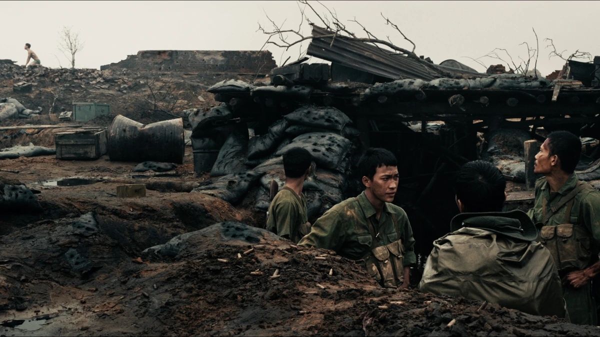 Từ &ldquo;Mưa đỏ&rdquo; đến nghịch l&yacute; ph&ograve;ng v&eacute;: Điện ảnh Việt cần g&igrave; để ph&aacute;t triển bền vững?- Ảnh 5.