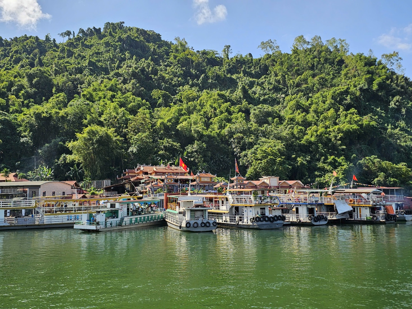 Tăng cường đảm bảo an to&agrave;n giao th&ocirc;ng đường thủy nội địa- Ảnh 2.