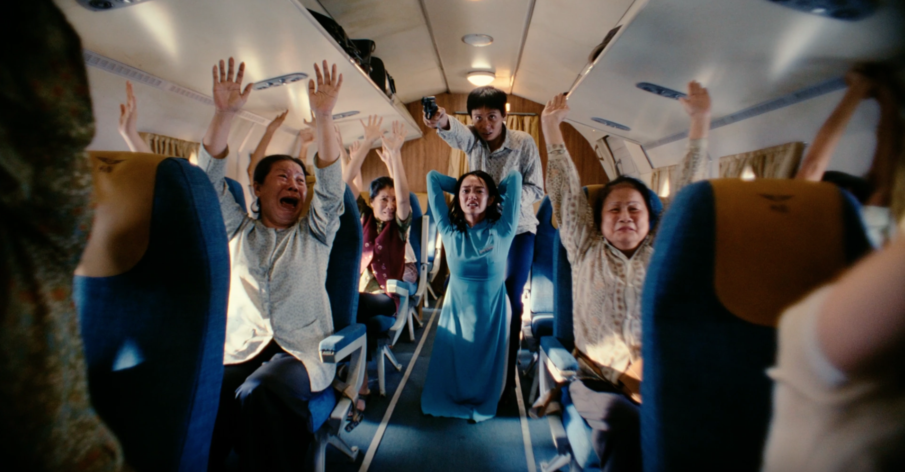 Từ &ldquo;Mưa đỏ&rdquo; đến nghịch l&yacute; ph&ograve;ng v&eacute;: Điện ảnh Việt cần g&igrave; để ph&aacute;t triển bền vững?- Ảnh 6.