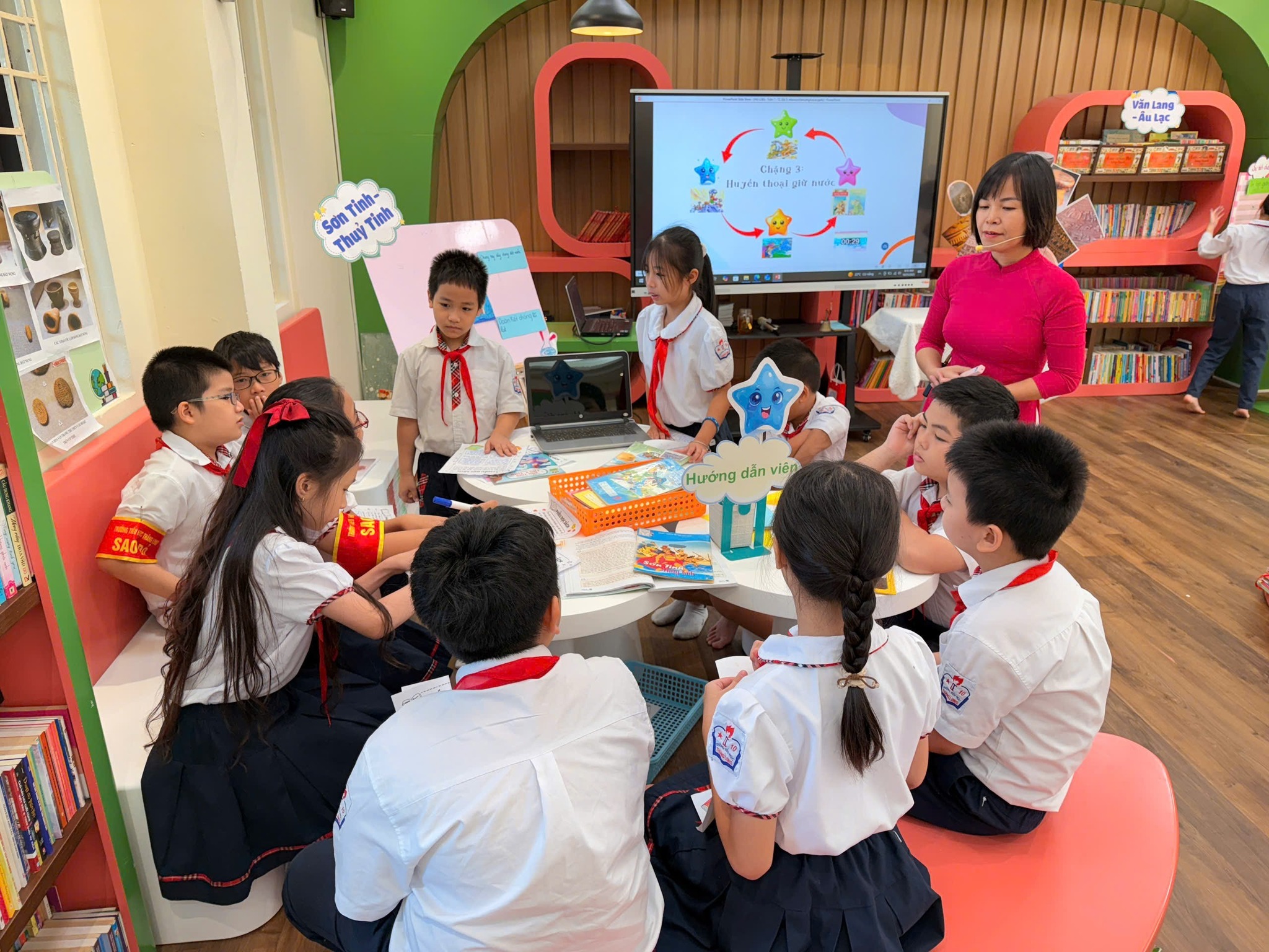 Học sinh trường dân lập Hà Nội có thể được cấp bù học phí từ 2025- Ảnh 1. Học sinh trường dân lập Hà Nội có thể được cấp bù học phí từ 2025- Ảnh 1.