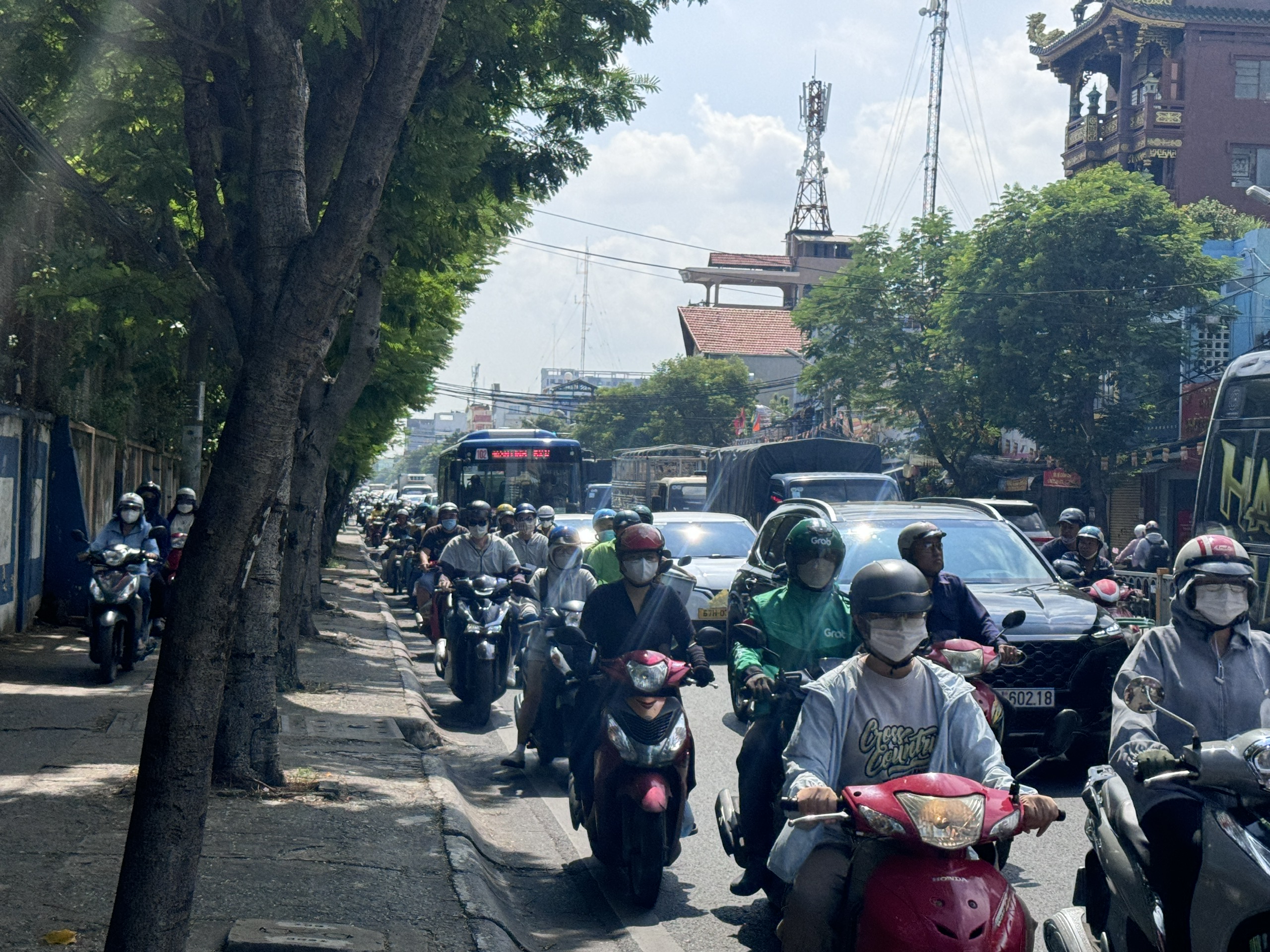 TP.HCM: Cận cảnh cầu T&acirc;n Thuận 1 tr&ograve;n 120 năm tuổi, chờ "thay &aacute;o mới"- Ảnh 12.