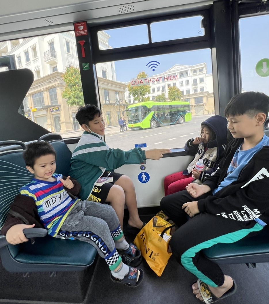 Đường sắt đô thị - động lực chuyển đổi xanh cho Thủ đô- Ảnh 5. Đường sắt đô thị - động lực chuyển đổi xanh cho Thủ đô- Ảnh 5.